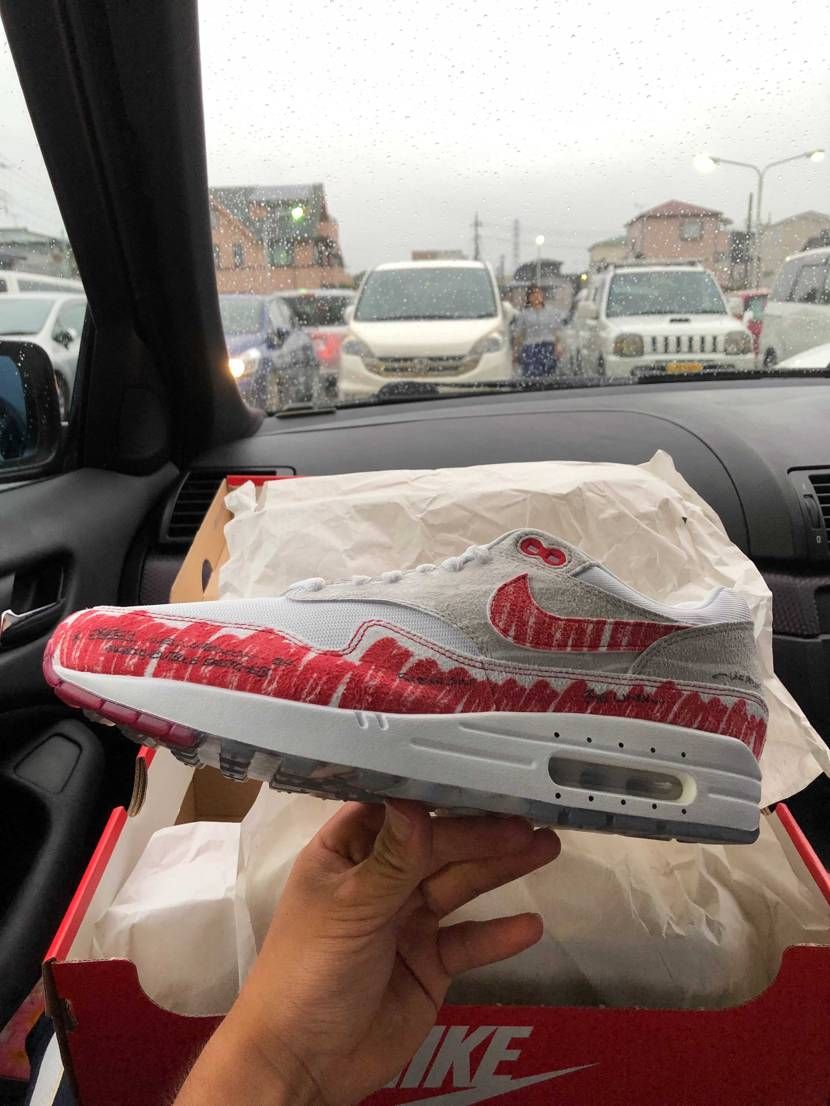 昨日だけど買いました!
初エアマックス1はこれにしようと決