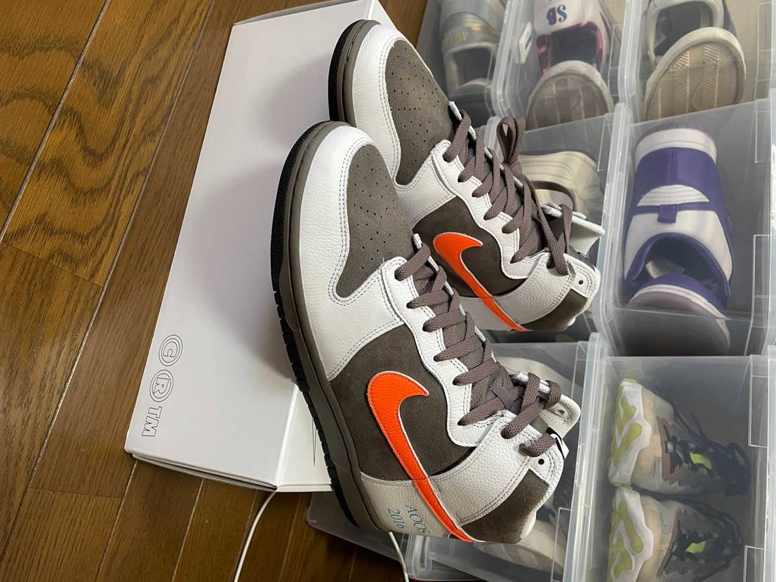 ダンクハイ届きました！
ケイブストーンはスウェード、ホワイ