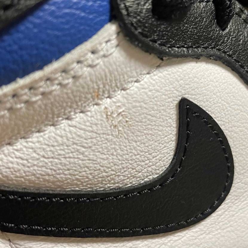 こーいった傷を治せる所知ってる方いたら
教えてほしいです。