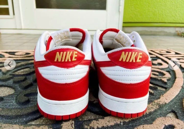 このdunkって存在しますか？高校生で昔の物とかあまり詳しくなく、名前も分からな