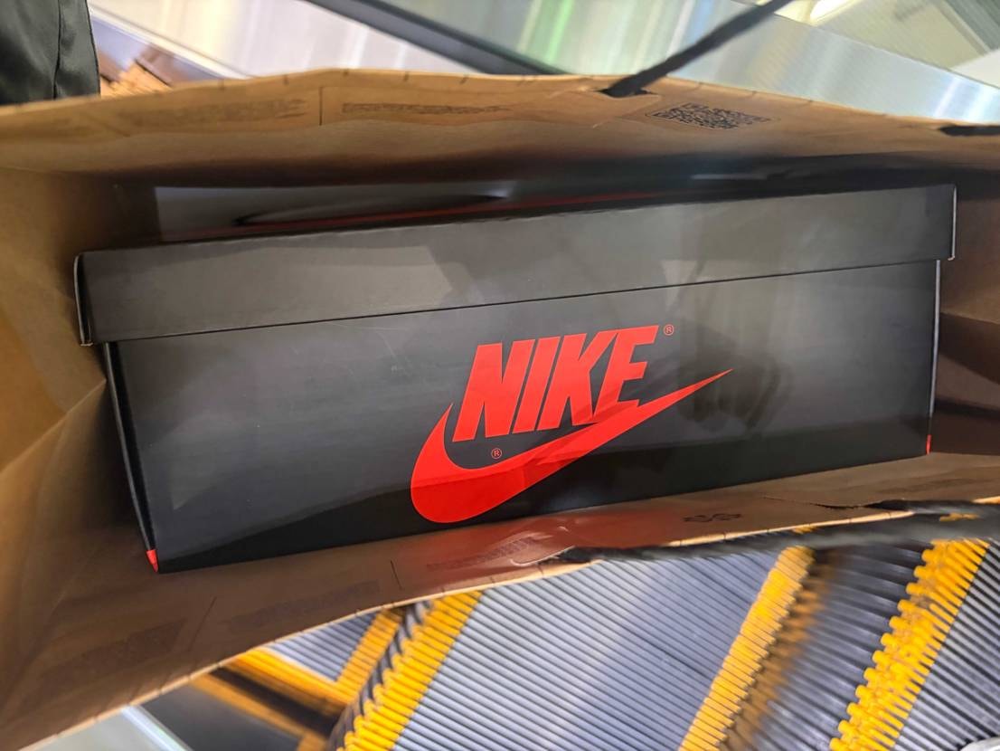 NIKE NAGOYA SAKAEにてシカゴげっと！
atmosはサイズかけ多