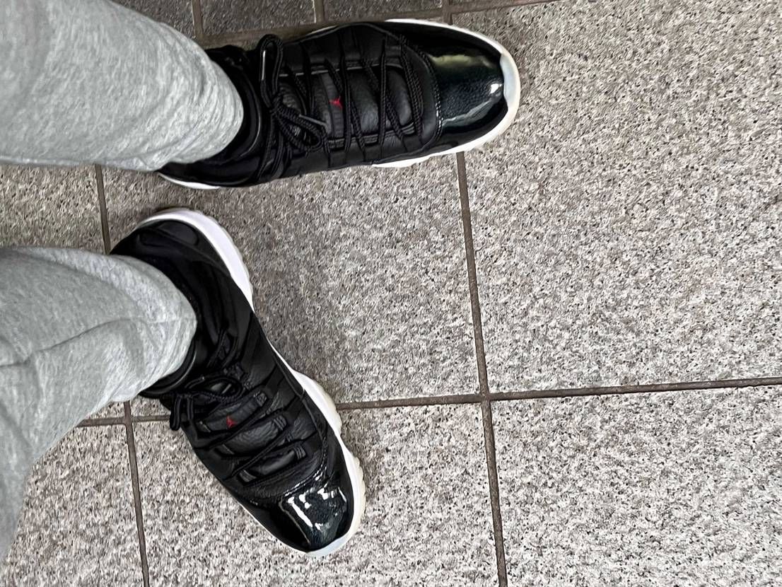 AJ11 Low72-10
