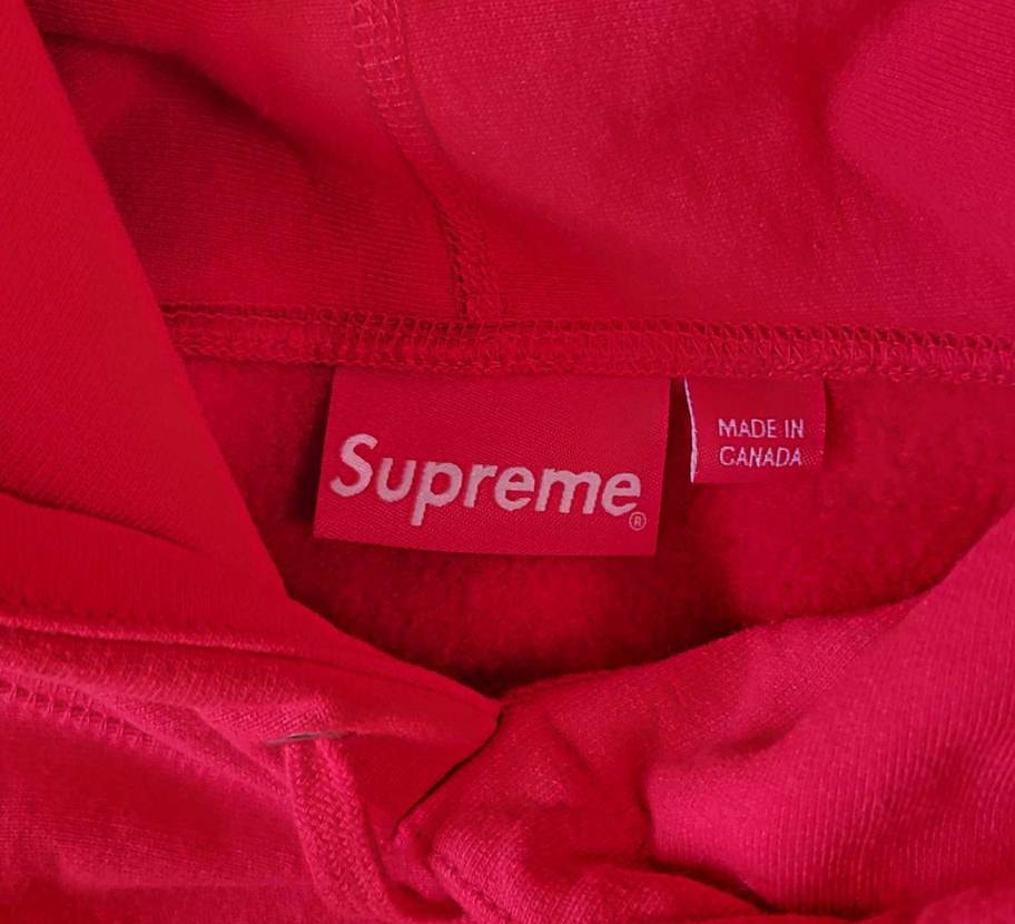 Supreme Capital Hooded 
(SUP-