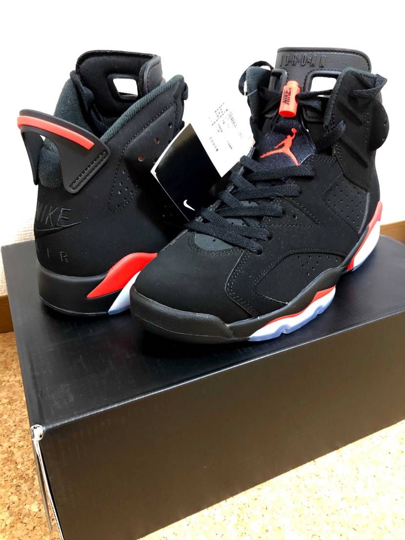 続いてご自慢の2019年式のAJ6インフラレッド🙌
購入場所ABC MART 