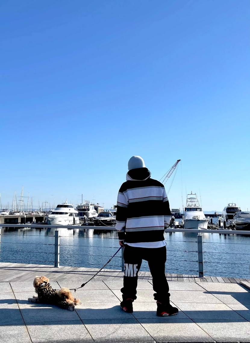 寒いけど気持ちいい朝散歩😊