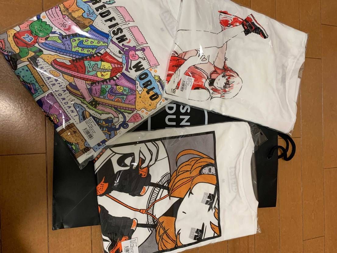 artraコラボ初日行ってきました！13番で入店！
雰囲気良かった！サイズ感は