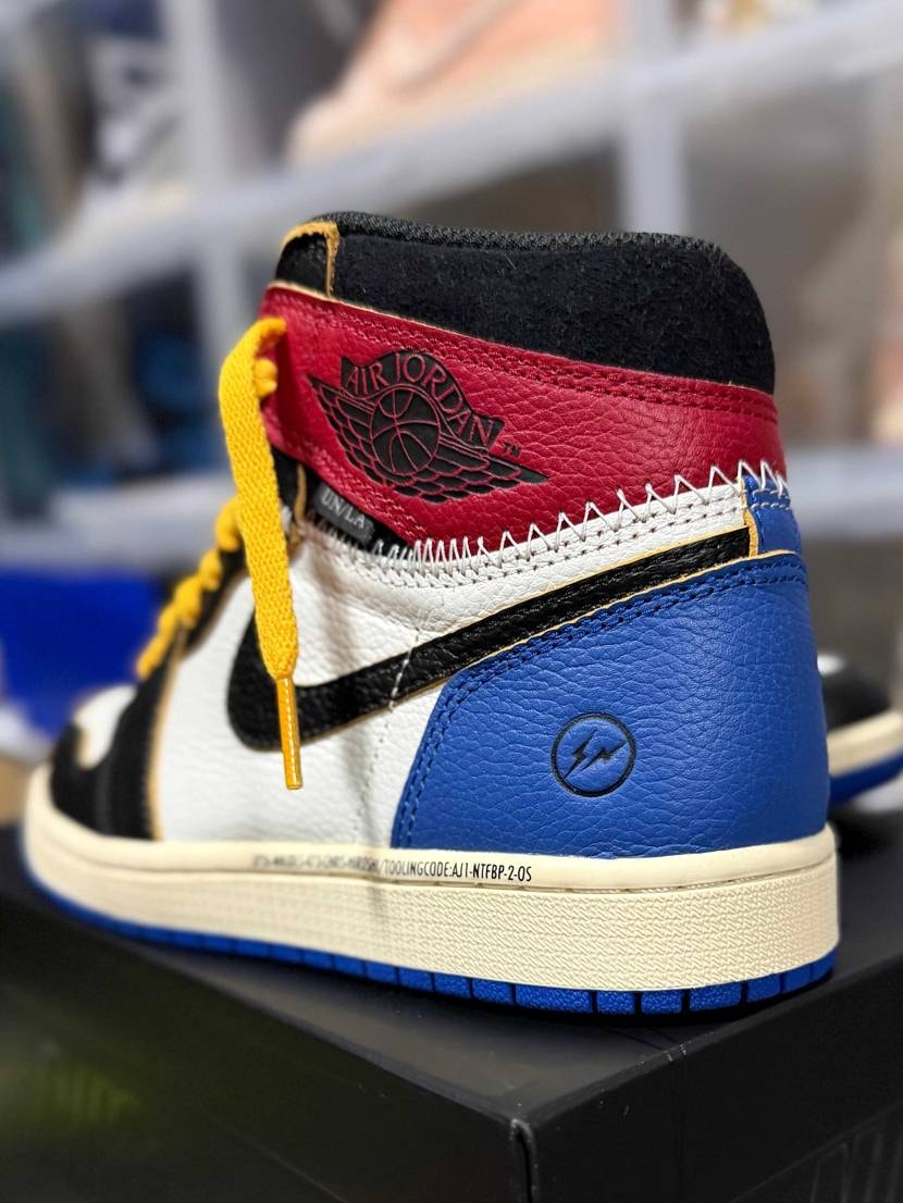 SNKRSから届きました。かっこよ。