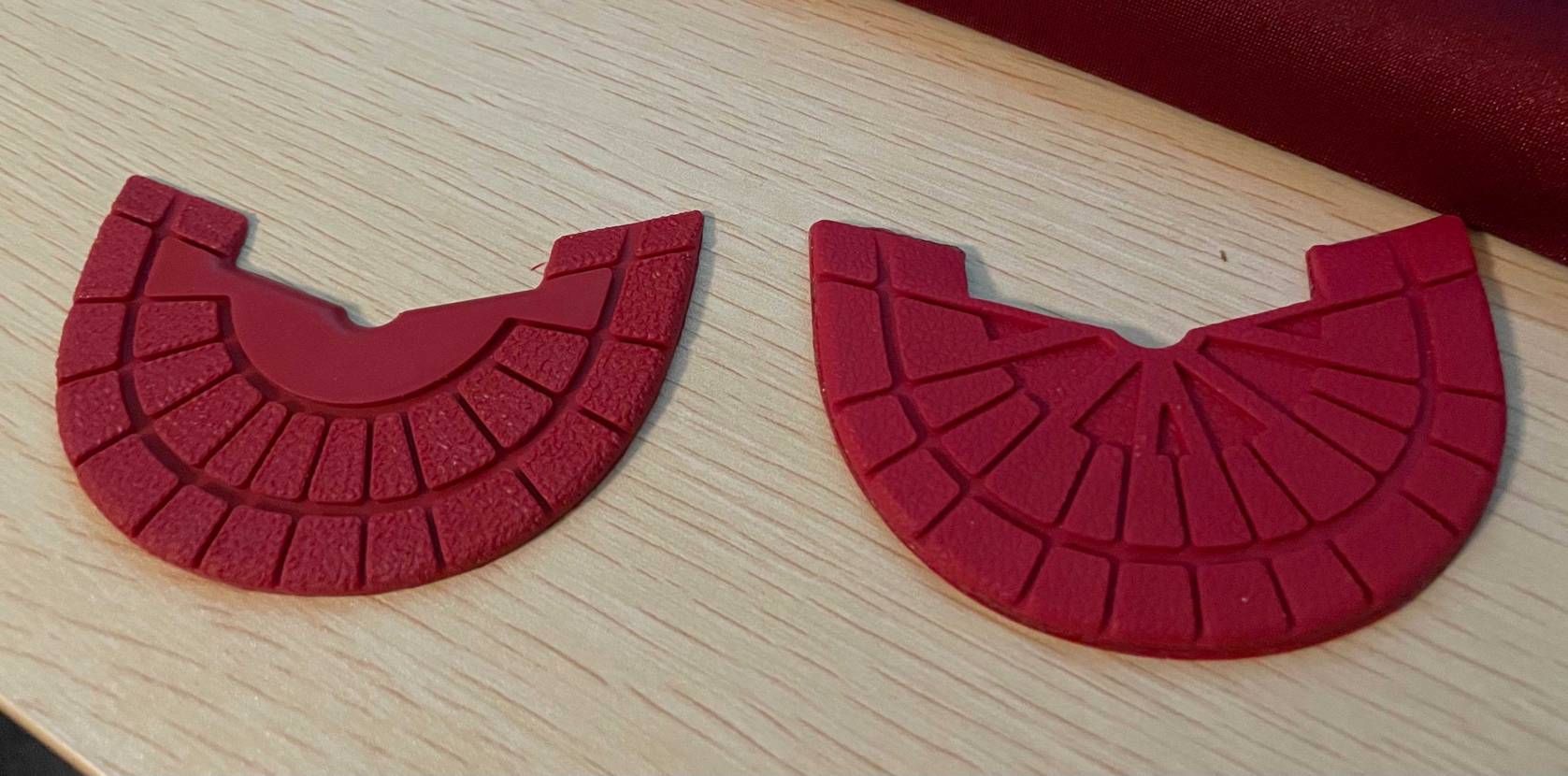 需要があるかどうかわかりませんが守のレビューします。

左が守で右がタオバオ