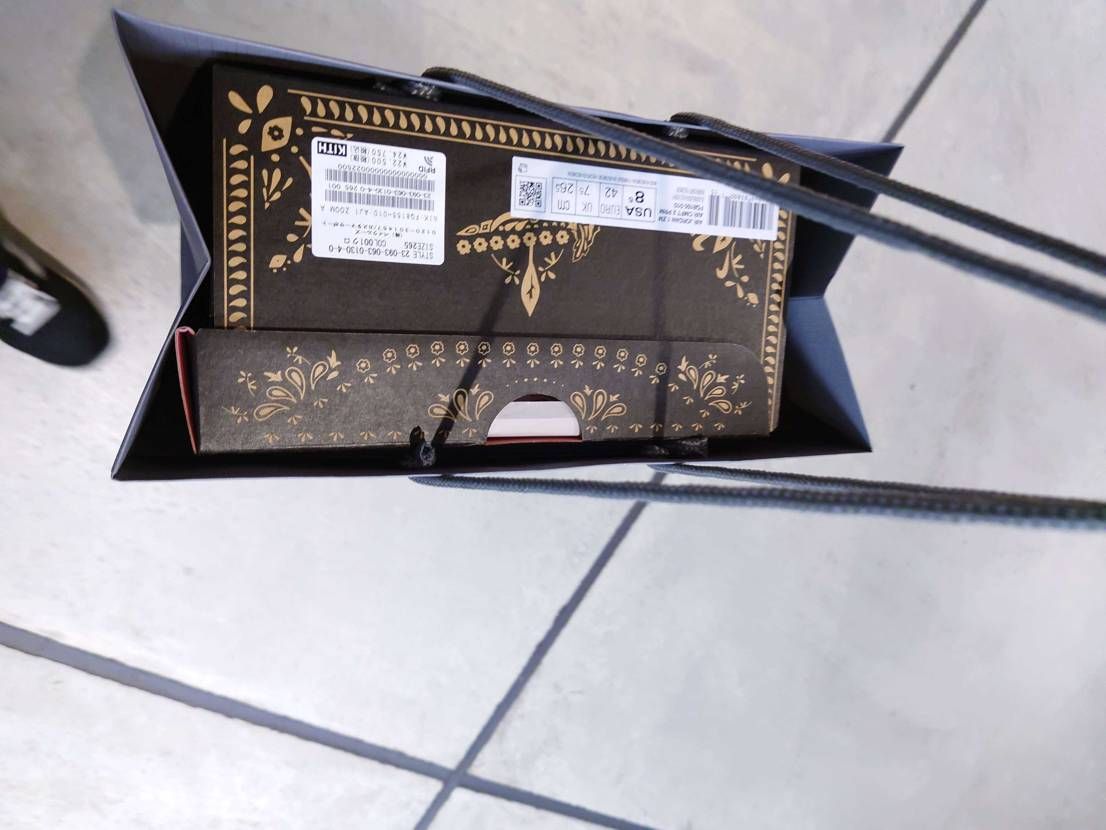 間に合った！
18時に着いたけどあって良かった…