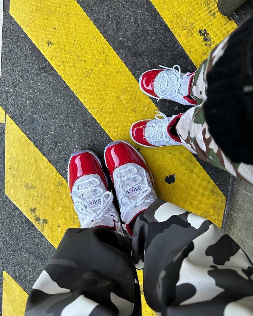 息子くんとお揃いでAJ11Cherryでお出かけ😊
11は初めてだけど履きやす