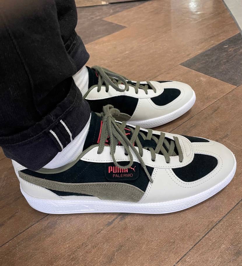 履いてみました。
さすがScye、おしゃれなカラーリングやん🫣
普通に満足で