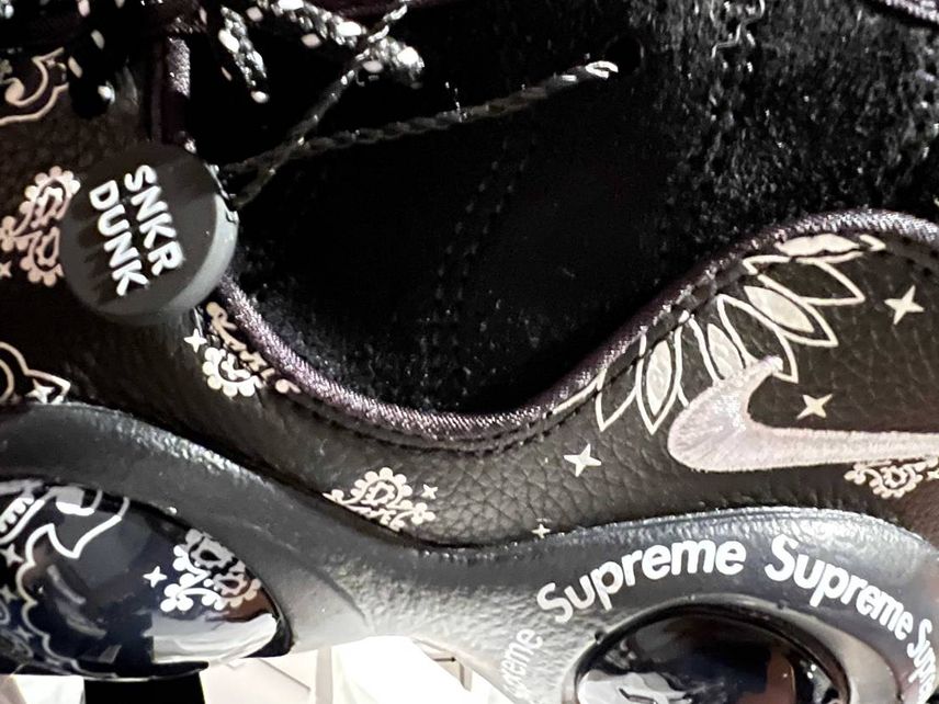 supreme nike air zoom flight 95
シュプリーム×