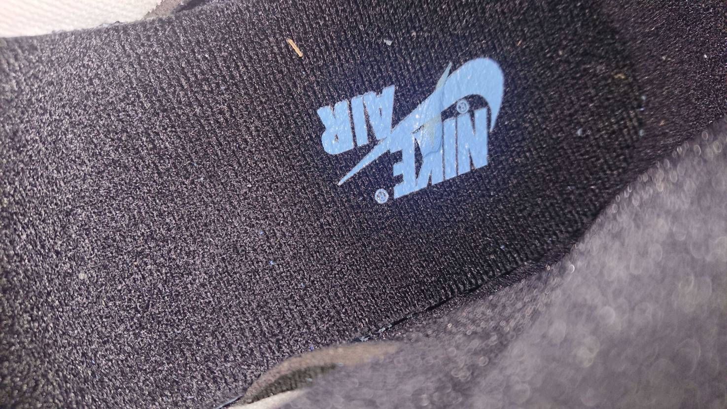 久々に
  当選したら
    エラー品

インソールのswooshの部分だけ2