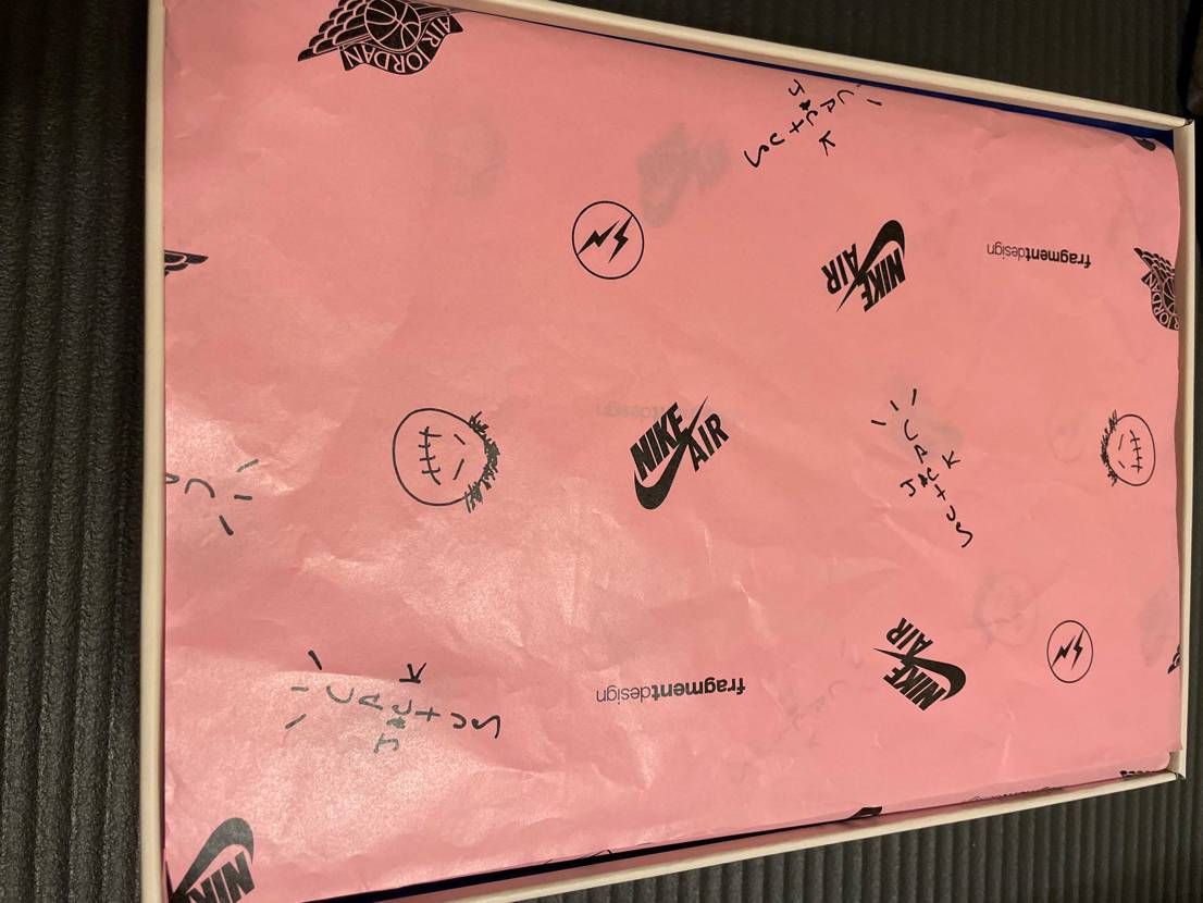 確認用。3
5ミリくらいの破けありました。