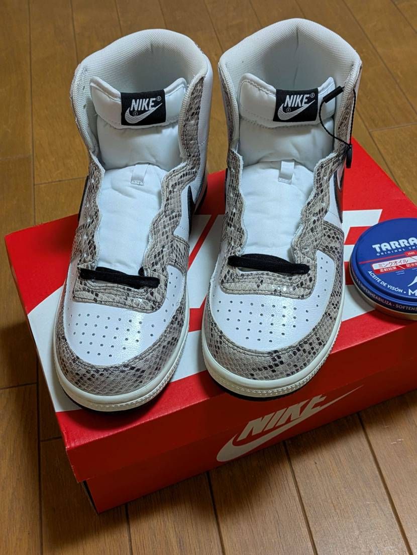 ターミネーター・ココアスネーク到着😆👍
置き配希望してたのですが彼女が1足