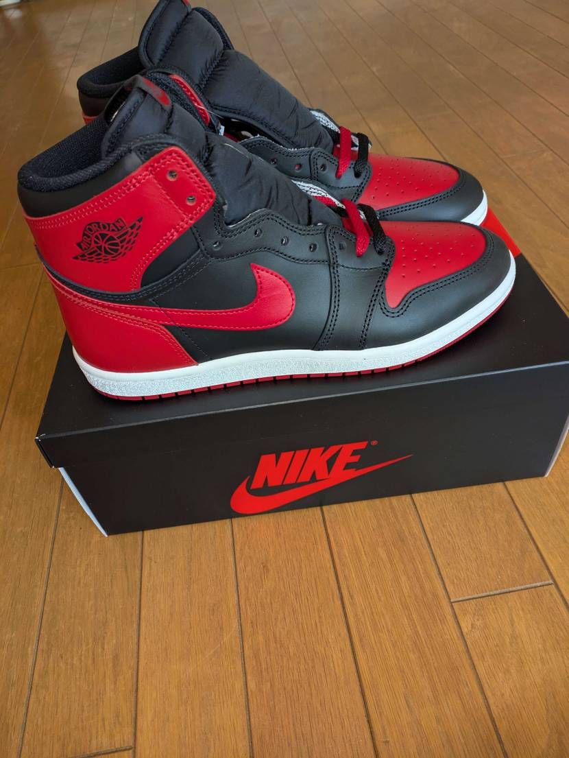 先程ナイキからのAJ1ブレッド受取りました😆
レザーの質感