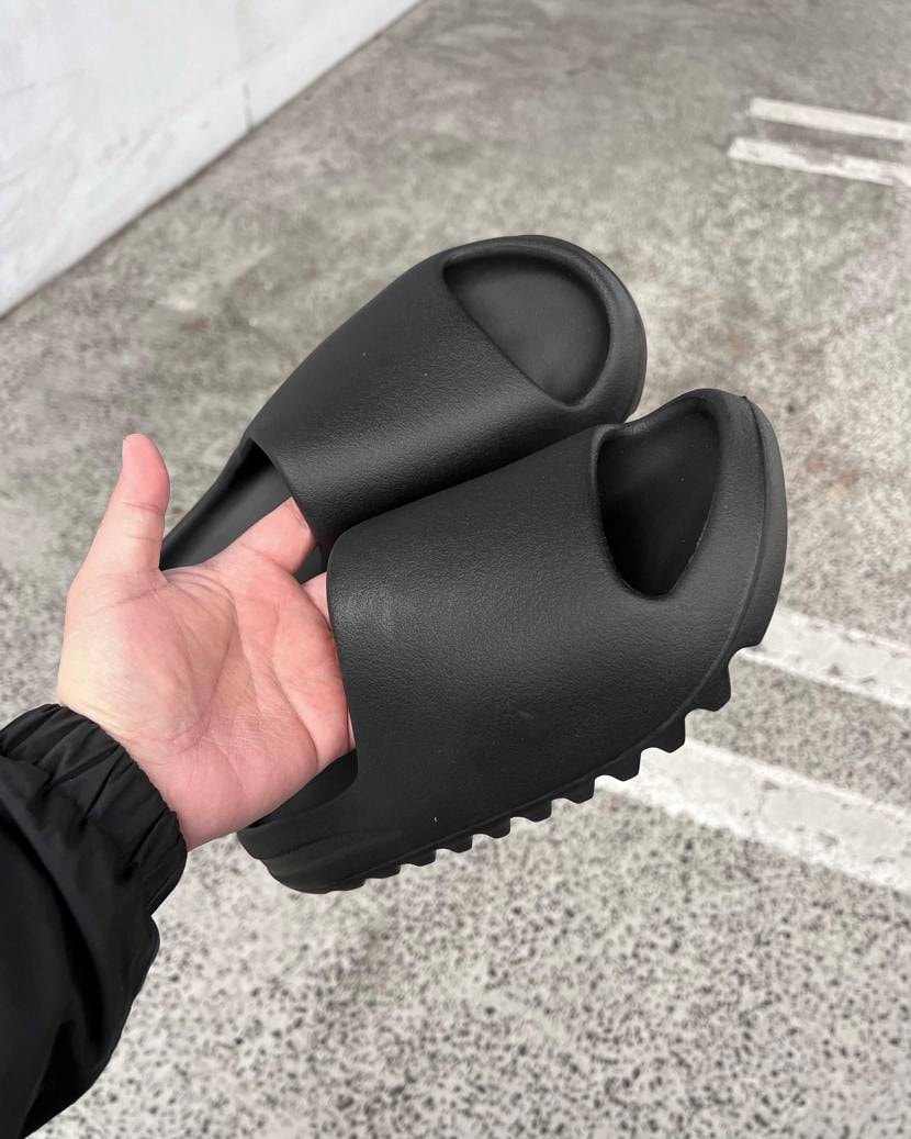 昨年8月に購入したYS01、本日ようやく到着。