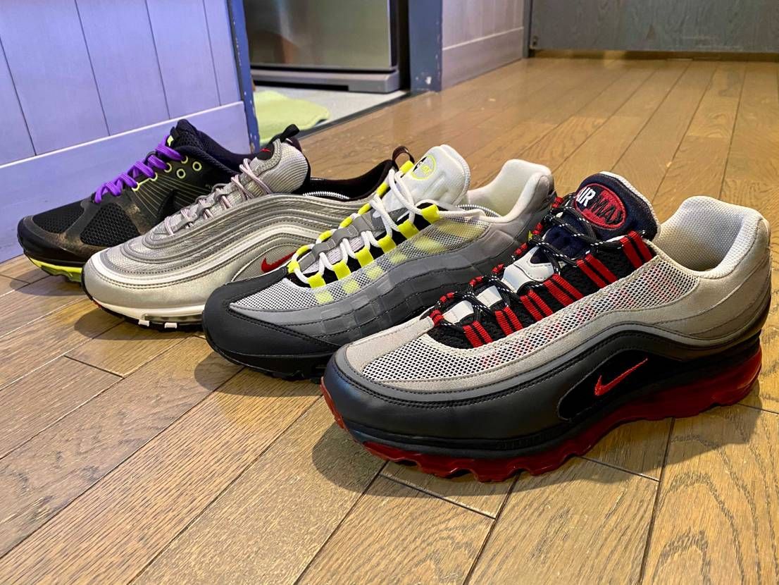 air max 24 -7
"versity red"

オリジナル比較