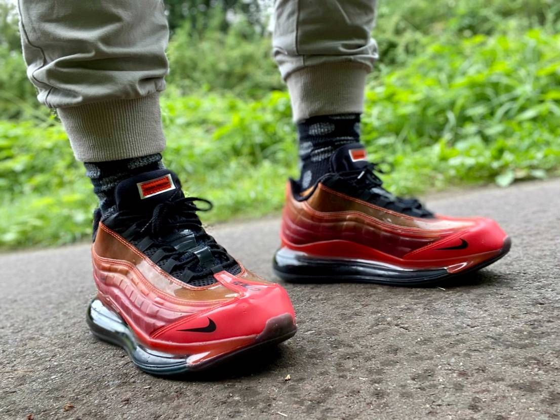 本日の一足シリーズ

air max 720/95
"heron pres