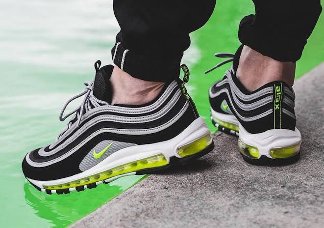 本日の一足シリーズ
air vapormax 97