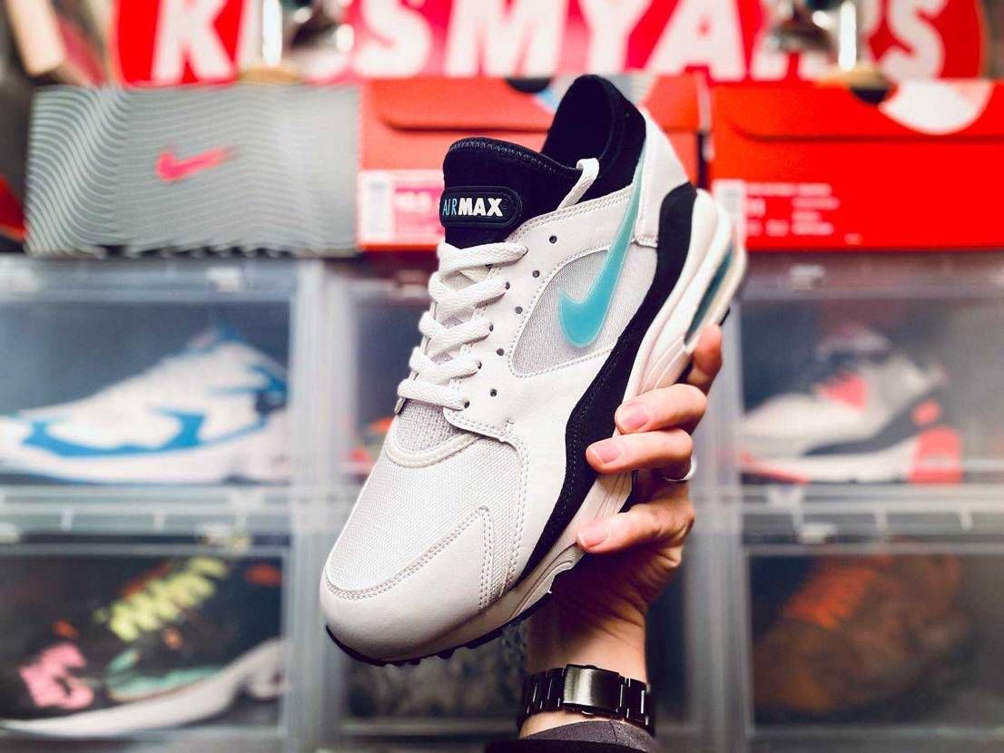 AIRMAX DAYを祝うシリーズ

1993
air max 93

