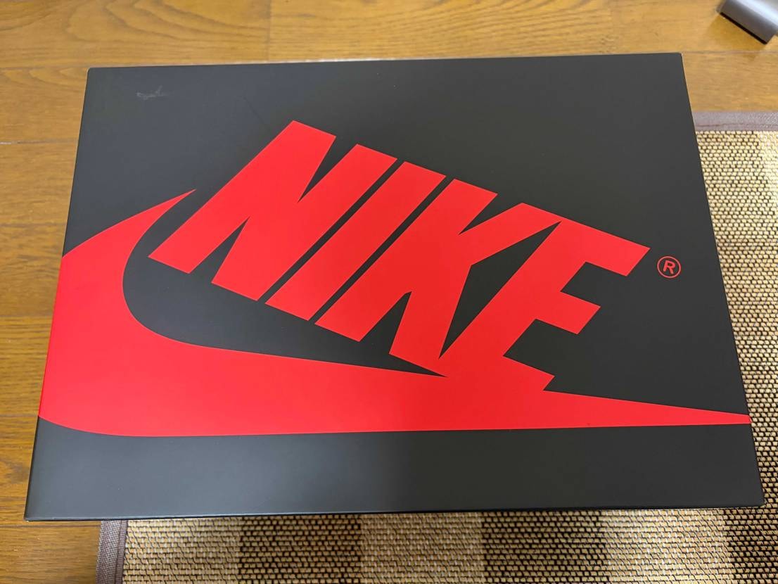 去年、東京へ観光に出かけまして、スニダンに足を運びました。ブ