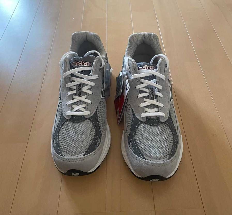 NB公式オンラインにリストックされていたm990gy3がやってきました☺️
文