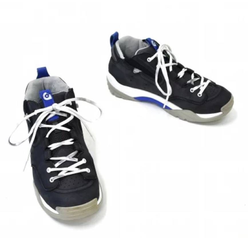 懐かしい👟
こうやって見てみるとgravisのファクターと