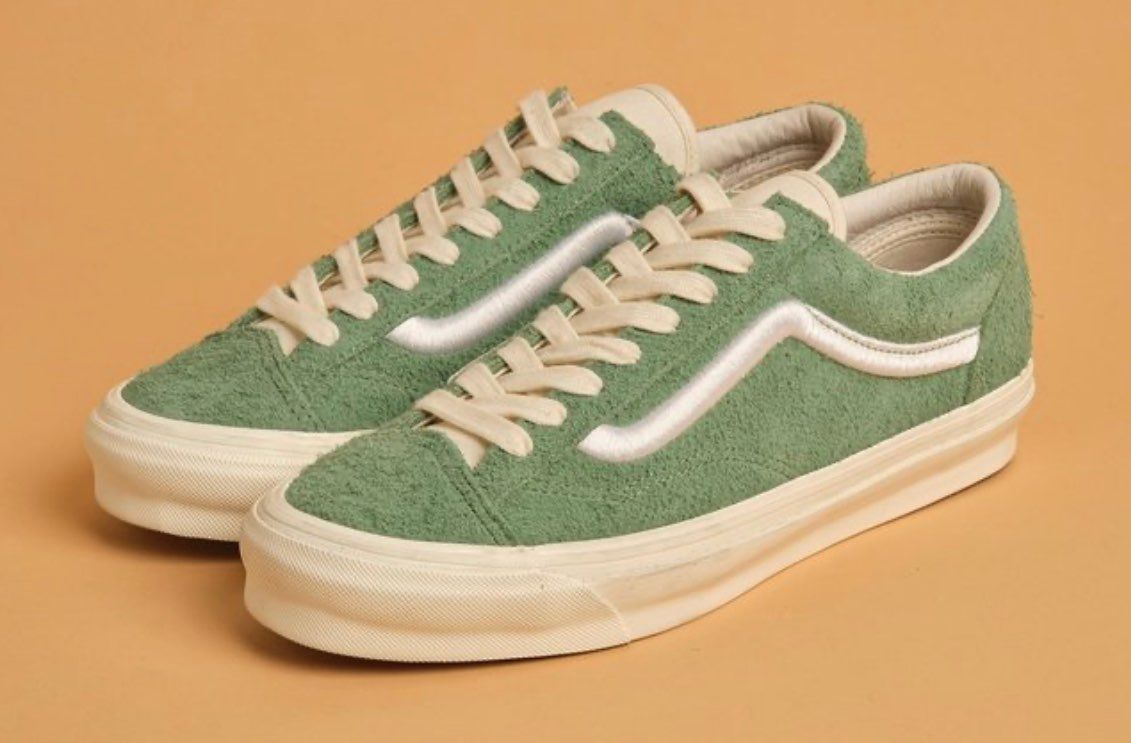 ヴァンズヴォルトのオールドスクールめちゃめちゃ格好いいじゃな