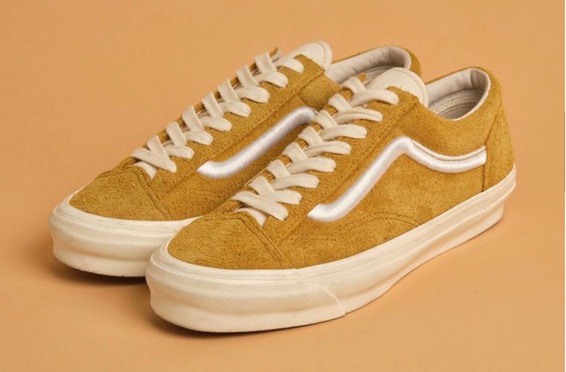 ヴァンズヴォルトのオールドスクールめちゃめちゃ格好いいじゃな