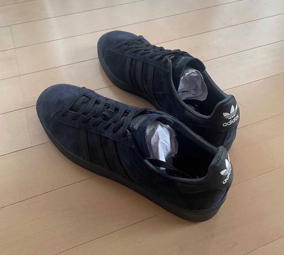 campus×kickslab.
navy×blackて好