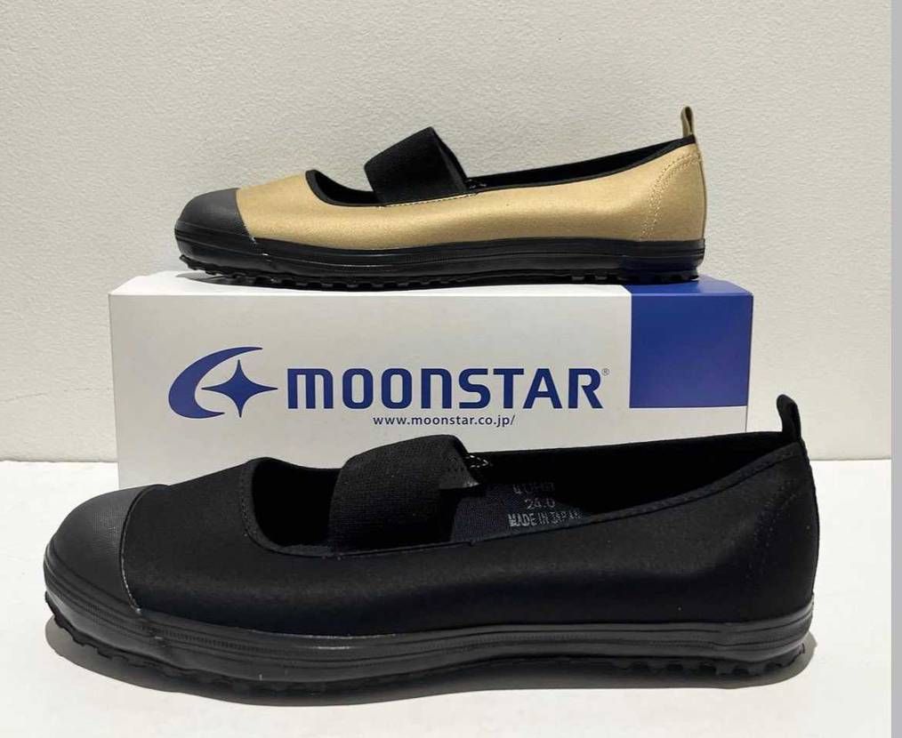 サテンの高級上履き👏👏👏