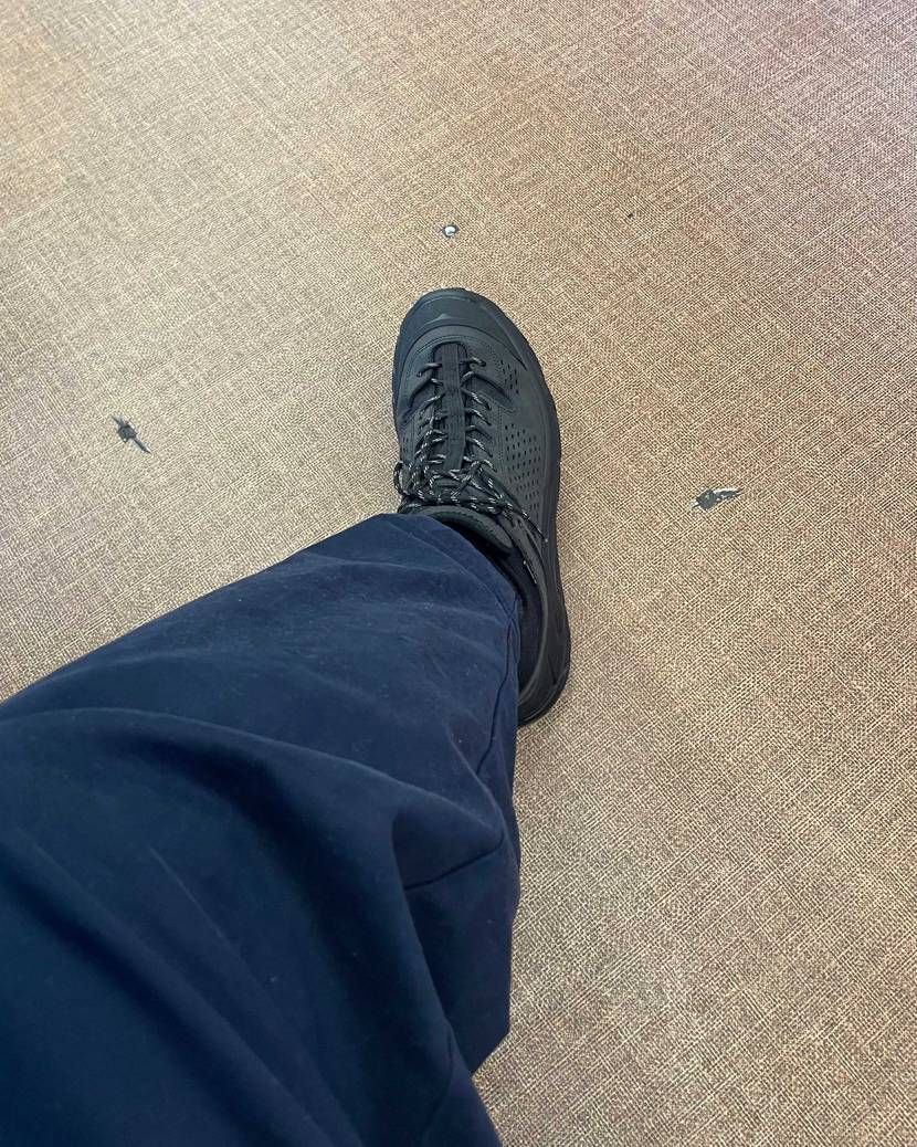 TOR ULTRA LO GORE-TEX
デカいかなと思