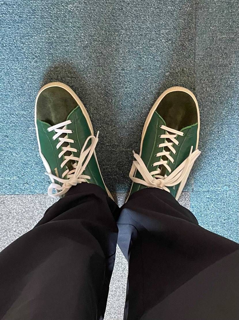 当初購入した27.5cmのグリモをギュン絞めしたく
左側: