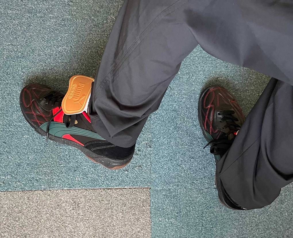 スパイクっぽくシューレースは黒で
ワンスターは12日現地行