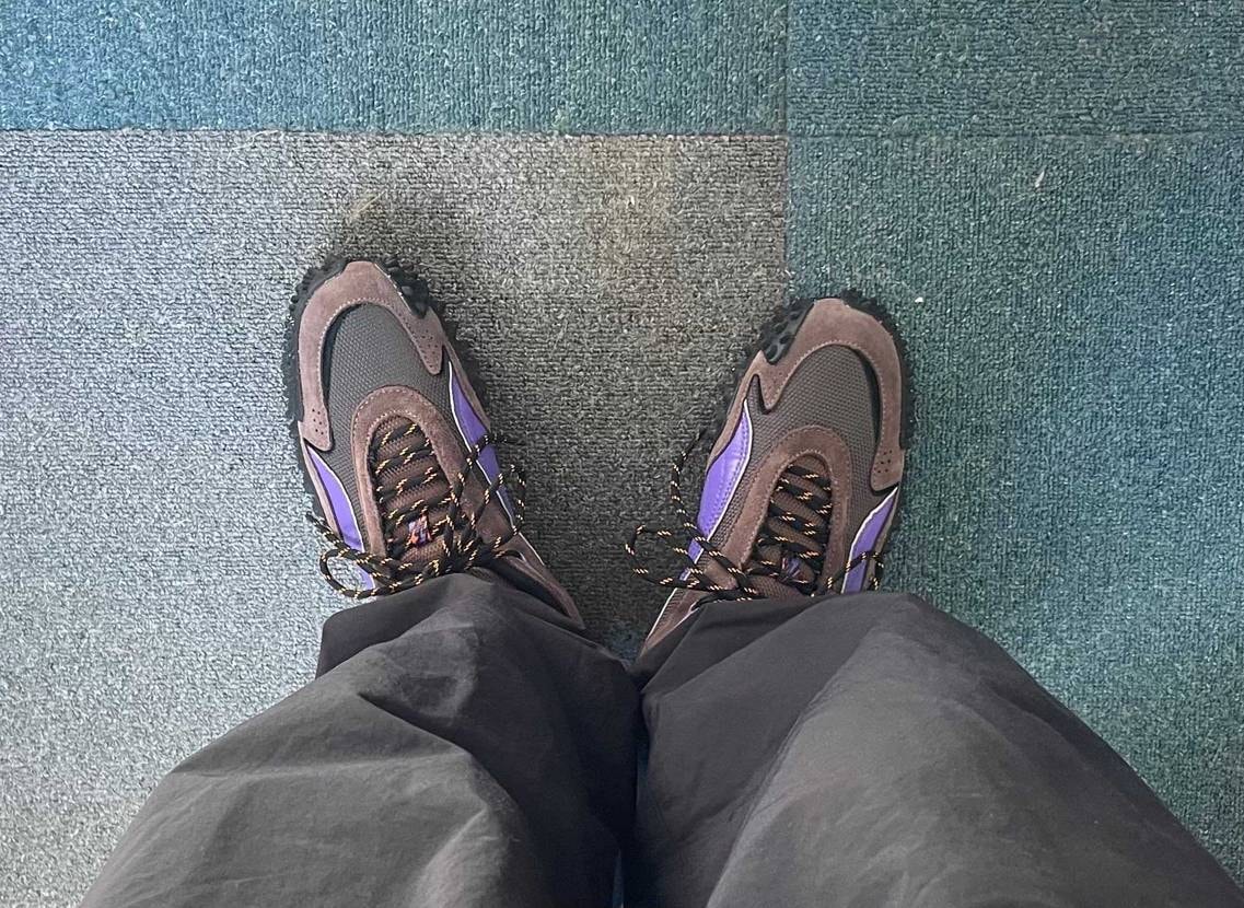 MOSTROXC
色の組み合わせと濃淡のグラデーションと素