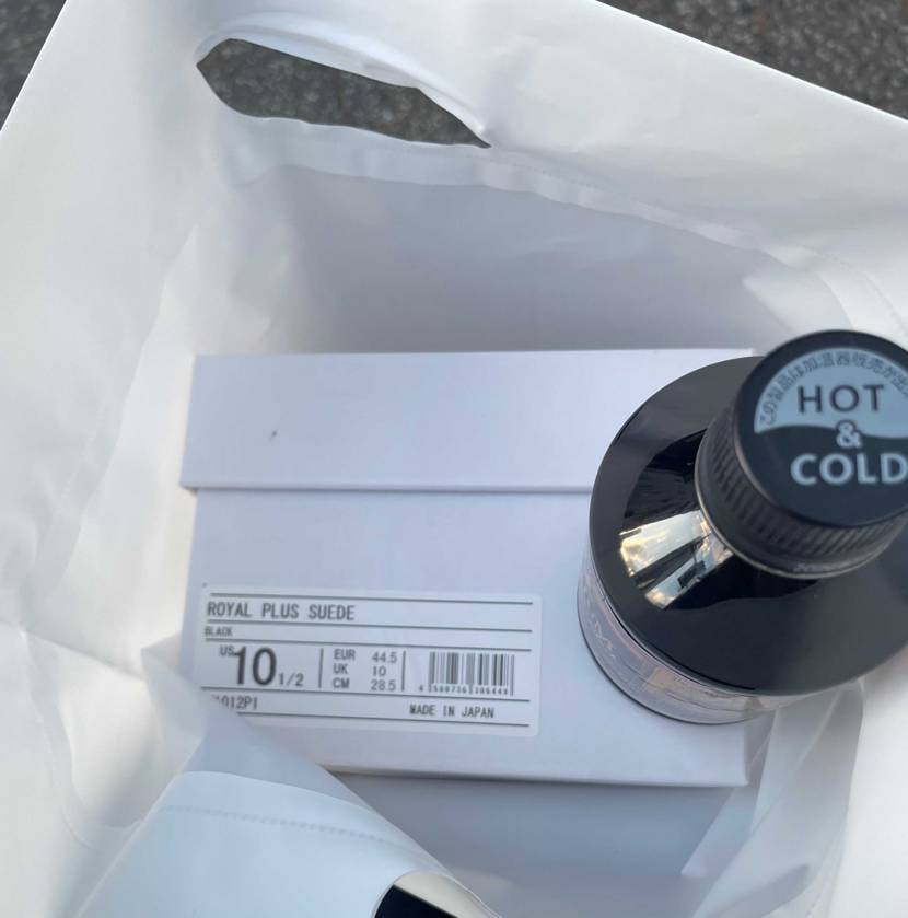 ゲッツ👍
店員さんとても親切でコーヒーと靴下くれました🫶