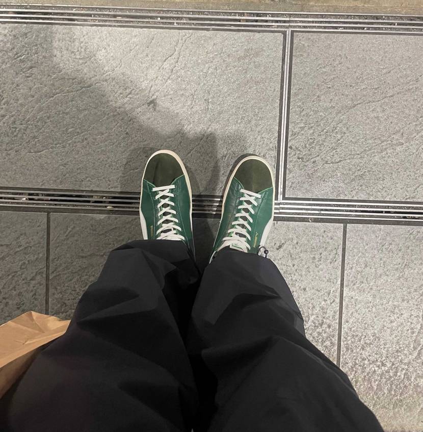 これ履いて新宿〜原宿〜渋谷〜下北沢へ
普段歩かないので膝と膝裏がやられました