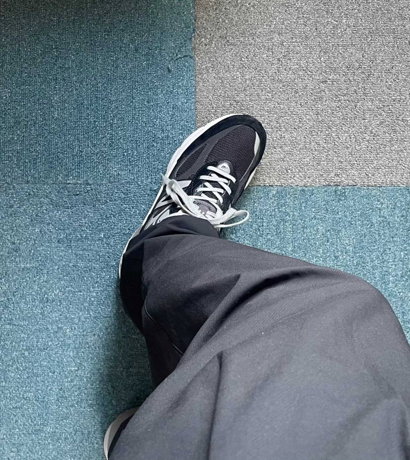 個人的に足腰への負担が少なくて歩いて1番疲れないのはv6ですね。
わたしの身体