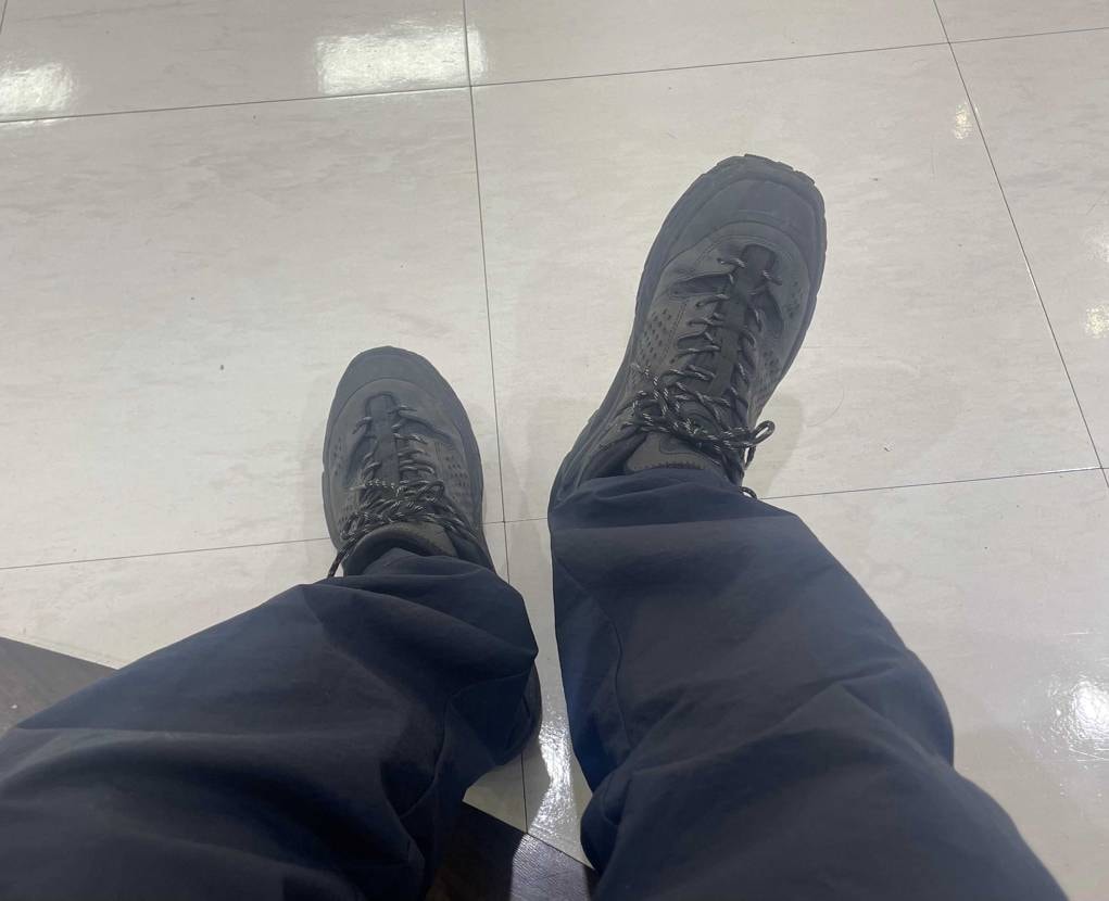 トーウルトラの黒もう復刻しないのでしょうか？
わりと気に入って履いているんです