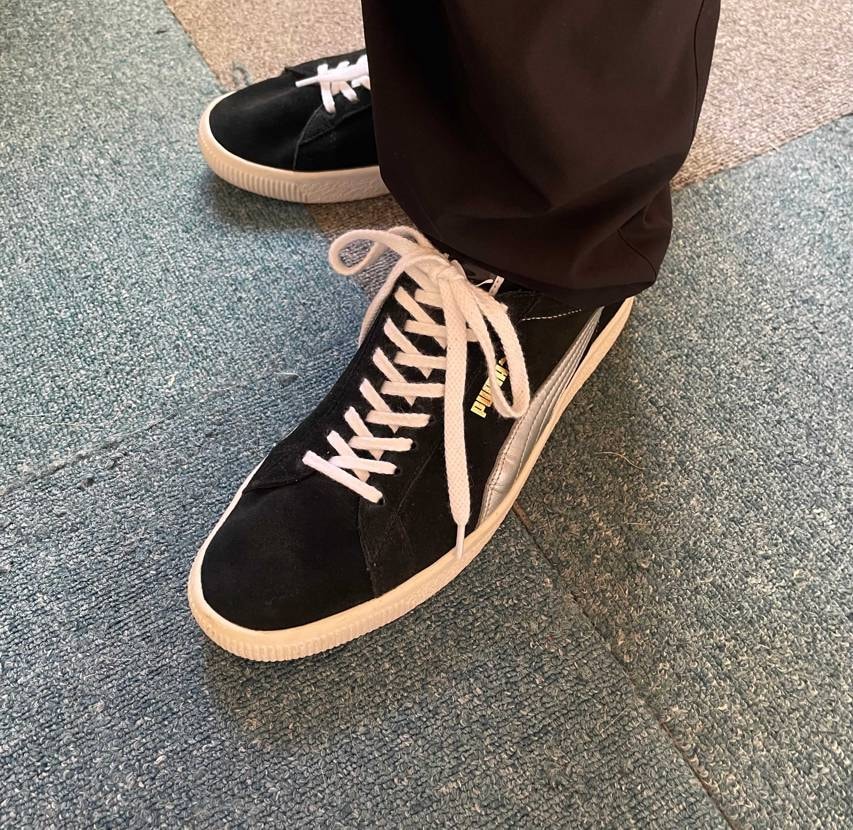 野崎さんが保持していたオリジナルの右足をドイツチームに寄贈し