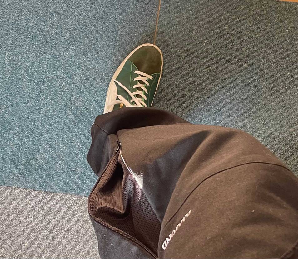 aloundのワークパンツをさっそく
グリモンを添えて