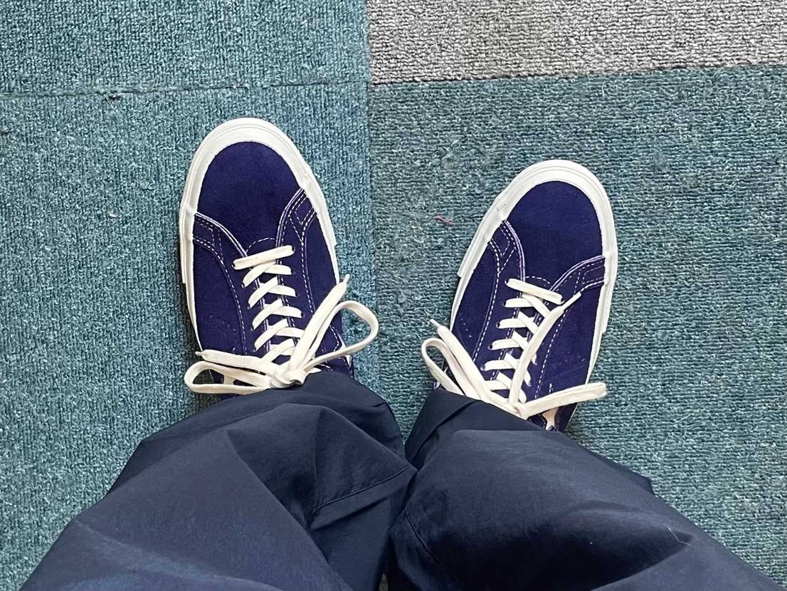 足のサイズは変わっていないがスニーカーのサイズは変わりゆくなり👣
