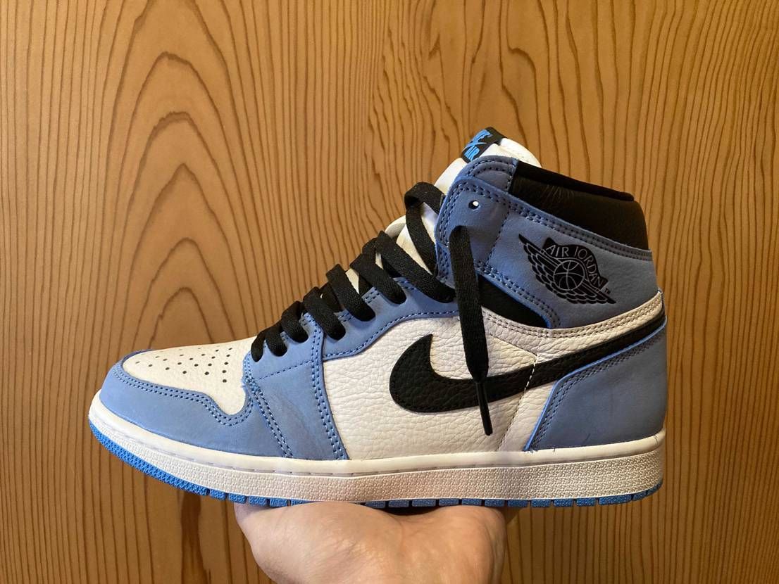 AJ1定価購入ほど気持ちいいもんは無い🤗



にしても、ええ配色や❗️