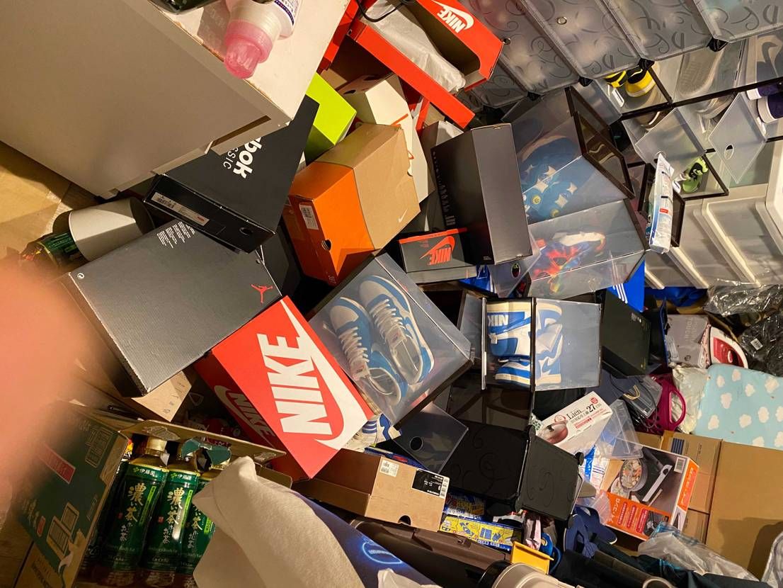 昨晩の地震でこの有り様です😢　エレファントのBOXだけ破れて