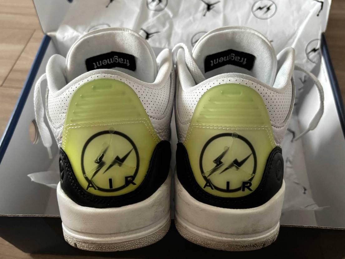 断捨離でUSDを出品しております。
5回ほどの着用ですが、