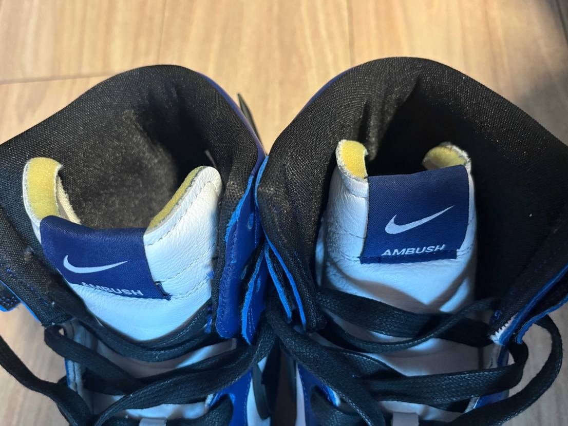 玄関の試し履き、1度のみです。
タグがないため、25.5c