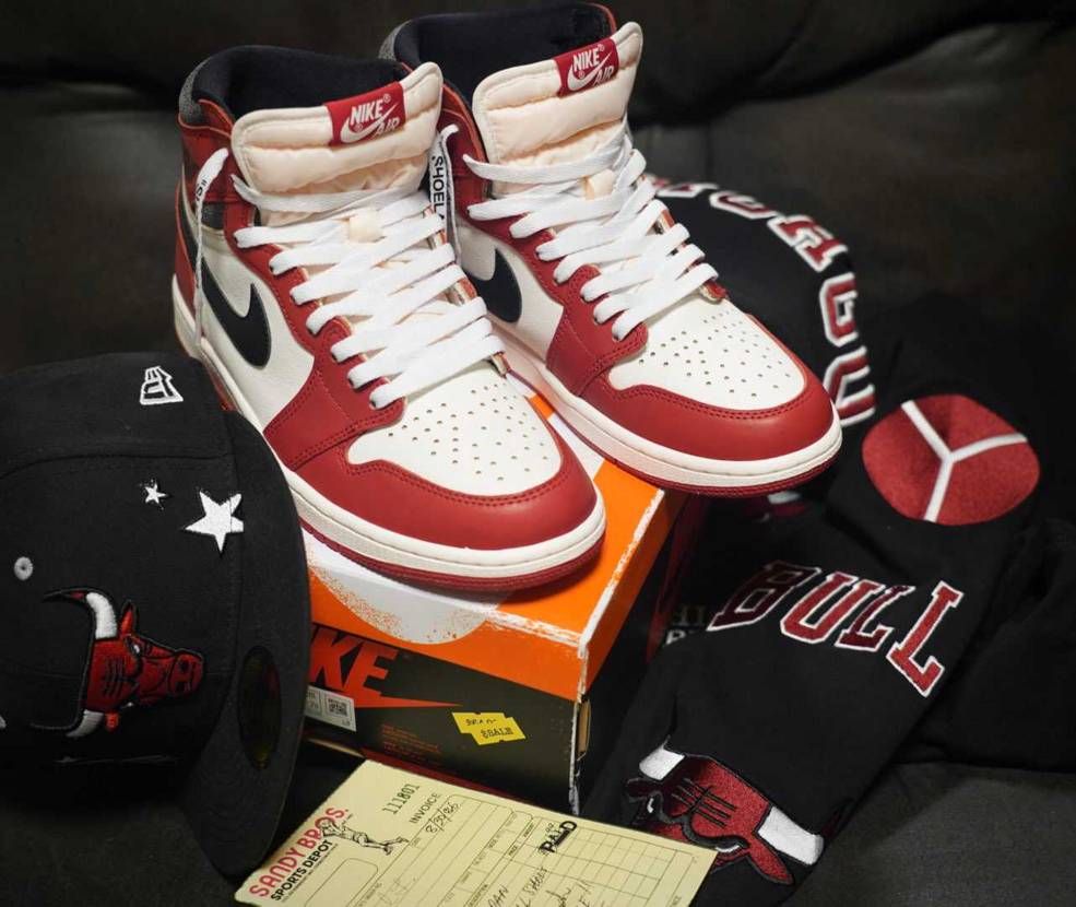 久々の投稿！
Nike Air Jordan 1 High OG "Lost 