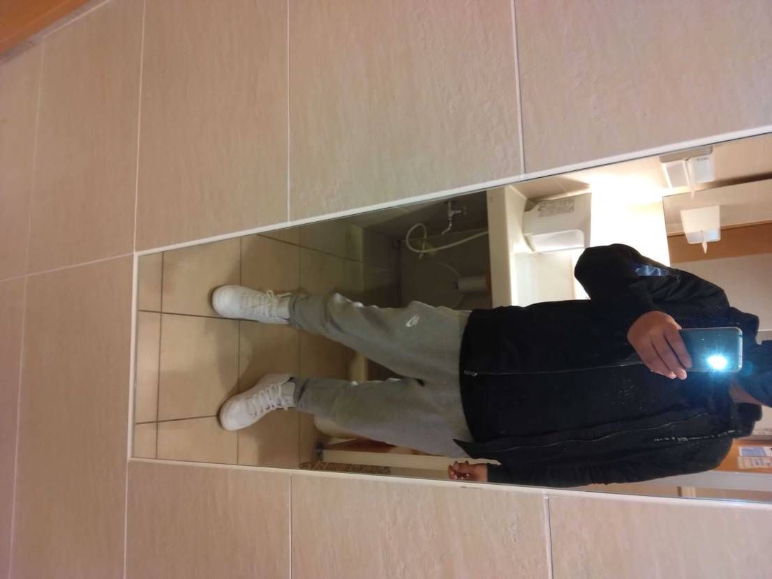 真っ白なジョーダンもいいかも？！