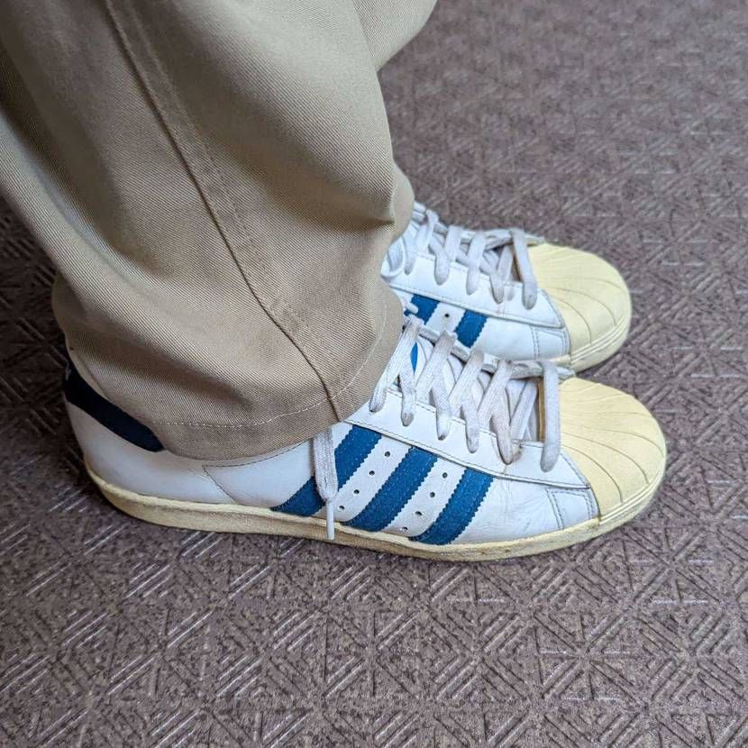 今日はいつぞやから履いているSUPERSTAR◎
スニーカー履き納めです🙌